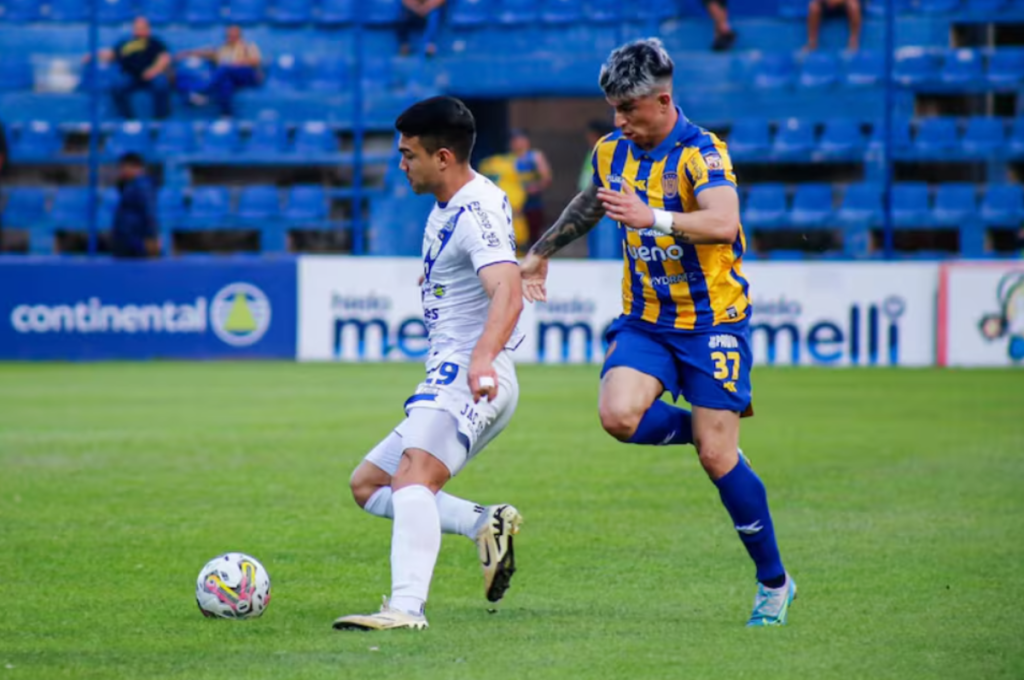 Trận đấu thể thao giữa Luqueño và Sportivo Ameliano